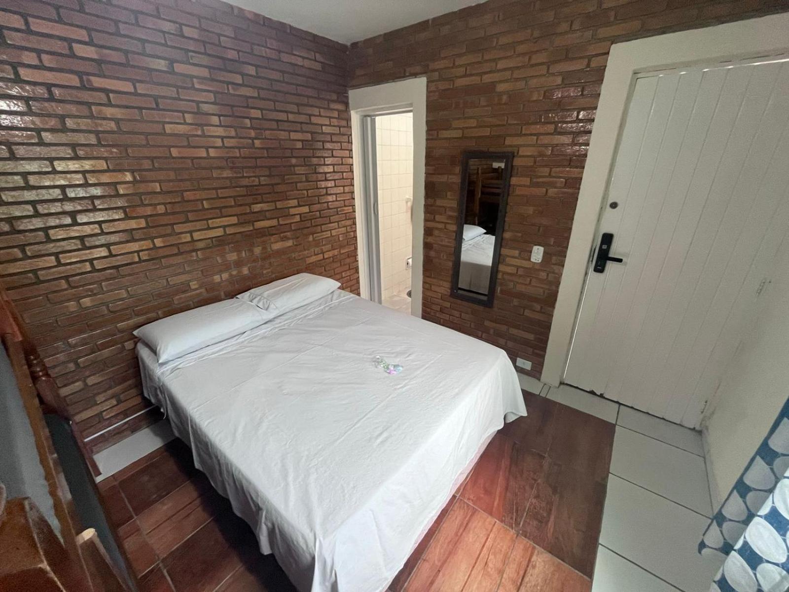 Casa Da Pathy Suites Privativas Ubatuba Eksteriør billede
